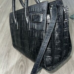 Elegant Black Crocodile-Embossed Men's Bag
